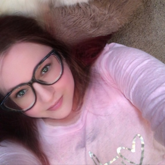 ⭐️Welcome!⭐️ - Picture 3 of 6